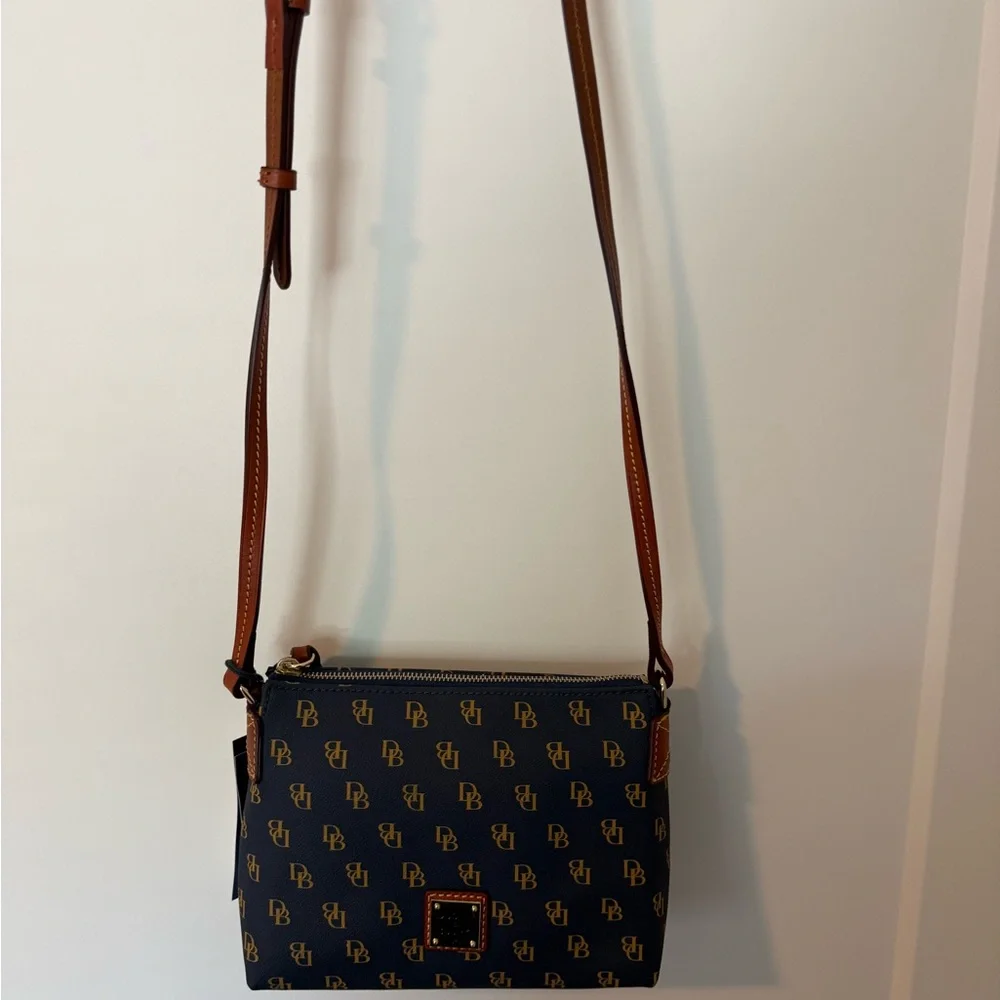 Dooney & Bourke dooney bourke